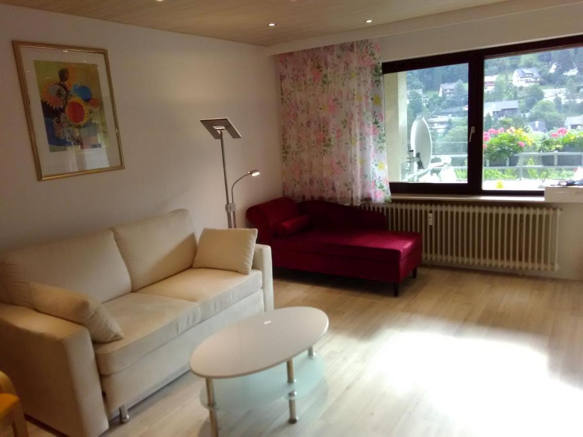 Ferienwohnung Talblick Mit Schwimmbad Bad Wildbad Bagian luar foto